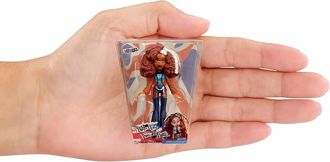 Bratz MGA Entertainment MGA's Miniverse Minis Collector's Case