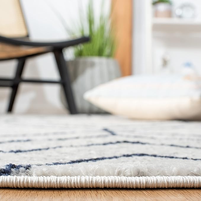 SAFAVIEH Adirondack Collection Runner Rug - 2'6" x 12', Light Grey & Navy, Modern Geometric Design, Non-Shedding & Easy Care, Ideal for High Traffic Areas in Living Room, Bedroom (ADR241N)
