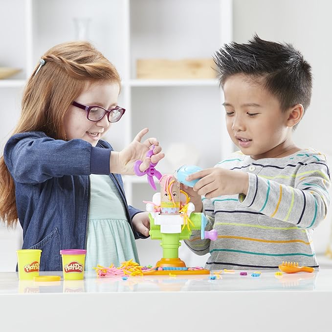 Play-Doh Buzz 'n Cut Fuzzy Pumper Barber Shop Set, Electric Buzzer, 5 Colors of 2-Ounce Cans, Preschool Toys, Christmas Gifts Girls & Boys, Ages 3+ (Amazon Exclusive)