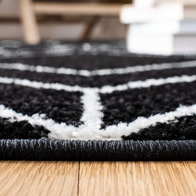 SAFAVIEH Adirondack Collection Runner Rug - 2'6" x 10', Black & Ivory, Modern Geometric Design, Non-Shedding & Easy Care, Ideal for High Traffic Areas in Living Room, Bedroom (ADR241Z)