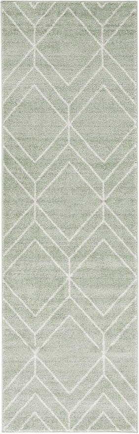 SAFAVIEH Adirondack Collection Runner Rug - 2'6" x 6', Sage & Ivory, Modern Geometric Design, Non-Shedding & Easy Care, Ideal for High Traffic Areas in Living Room, Bedroom (ADR241Y)