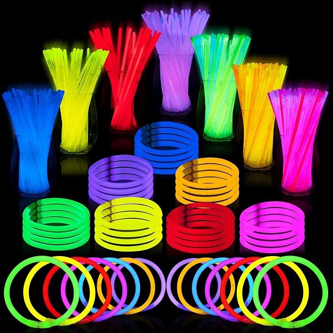 JOYIN 800 Pcs 8" Glowsticks, Bracelets Necklaces, Glow in the Dark Party Favors, Easter, Christmas, Halloween Supplies Pack, Football Party Supplies