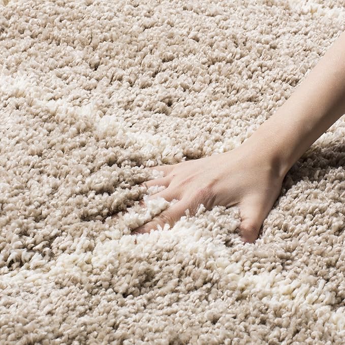 SAFAVIEH Hudson Shag Collection Runner Rug - 2'3" x 10', Beige & Ivory, Trellis Design, Non-Shedding & Easy Care, 2-inch Thick Ideal for High Traffic Areas in Living Room, Bedroom (SGH280S)
