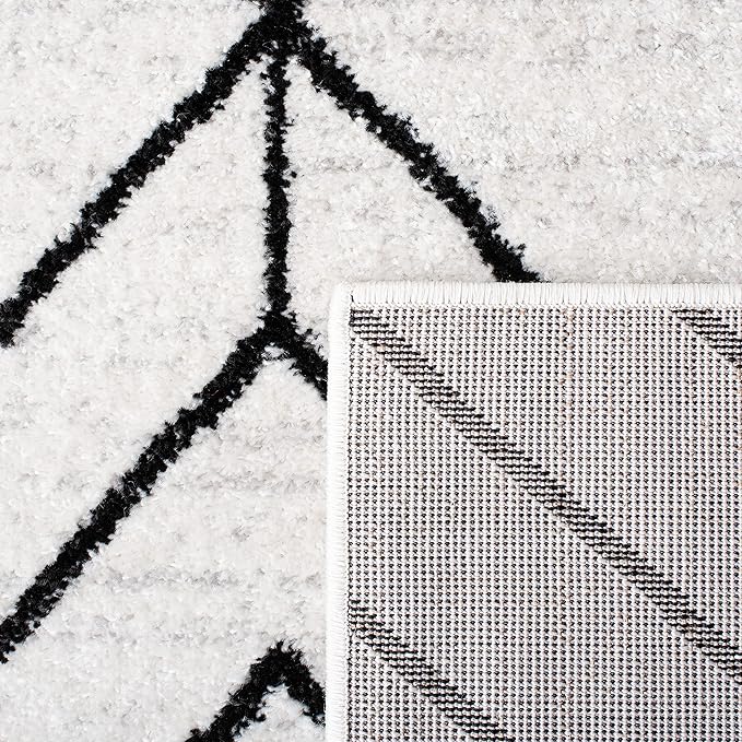 SAFAVIEH Adirondack Collection Runner Rug - 2'6" x 10', Ivory & Black, Modern Geometric Design, Non-Shedding & Easy Care, Ideal for High Traffic Areas in Living Room, Bedroom (ADR241A)