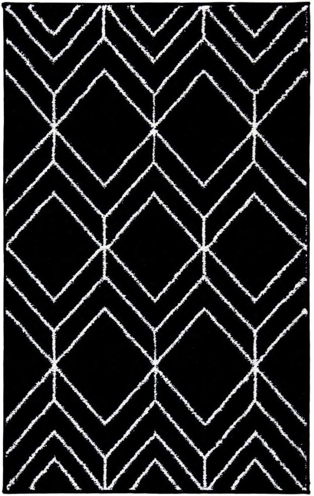 SAFAVIEH Adirondack Collection Accent Rug - 3' x 5', Black & Ivory, Modern Geometric Design, Non-Shedding & Easy Care, Ideal for High Traffic Areas in Entryway, Living Room, Bedroom (ADR241Z)