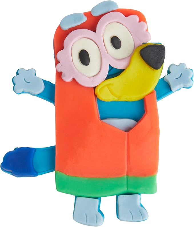 Play-Doh Bluey Make 'n Mash Costumes Playset for Kids 3 Years and Up with 11 Cans of Modeling Compound, Non-Toxic