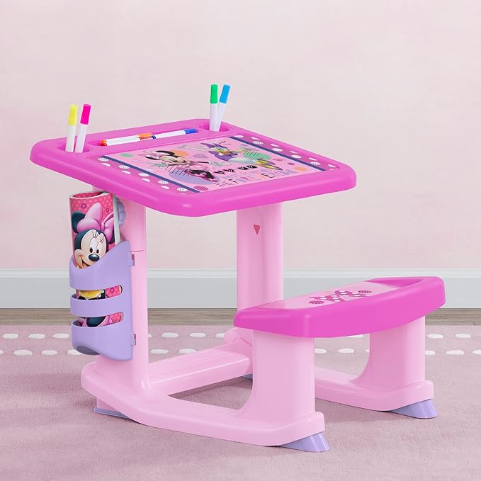 Disney Minnie Mouse Draw and Play Desk by Delta Children – Includes 10 Markers and Coloring Book, Pink