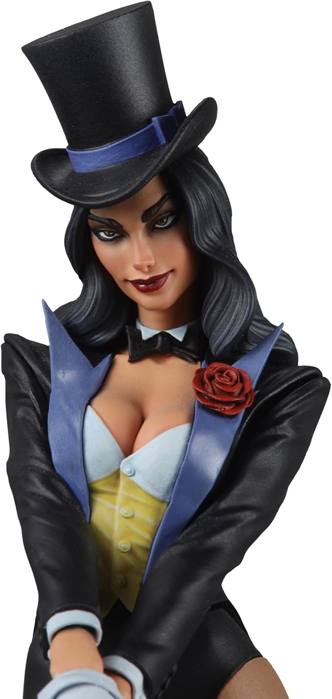 McFarlane Toys - DC Direct Zatanna by J. Scott Campbell (DC Cover Girls) 1:8 Scale Resin Statue