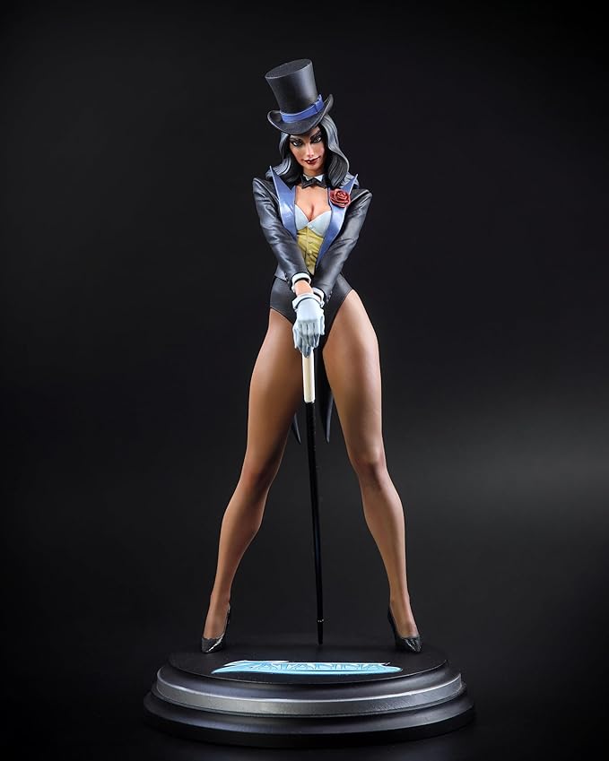 McFarlane Toys - DC Direct Zatanna by J. Scott Campbell (DC Cover Girls) 1:8 Scale Resin Statue