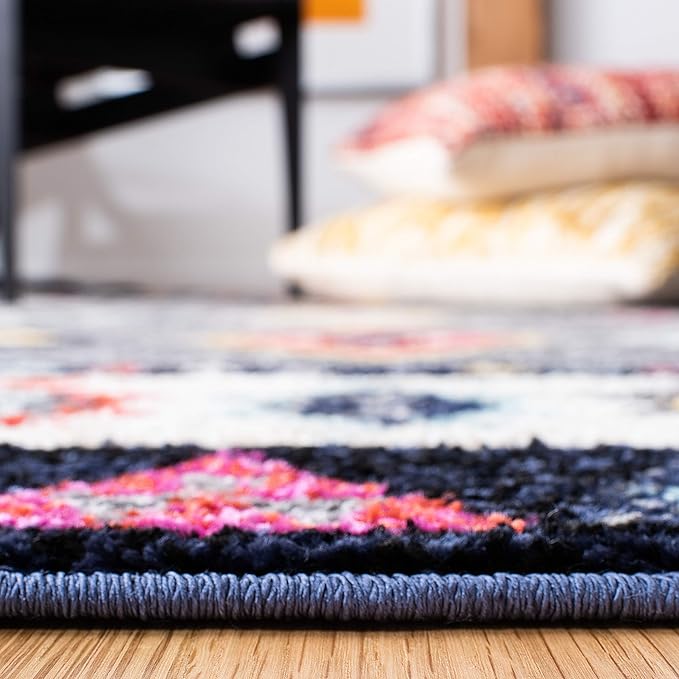 SAFAVIEH Adirondack Collection Runner Rug - 2'6" x 8', Grey & Ivory, Boho Tribal Design, Non-Shedding & Easy Care, Ideal for High Traffic Areas in Living Room, Bedroom (ADR270F)