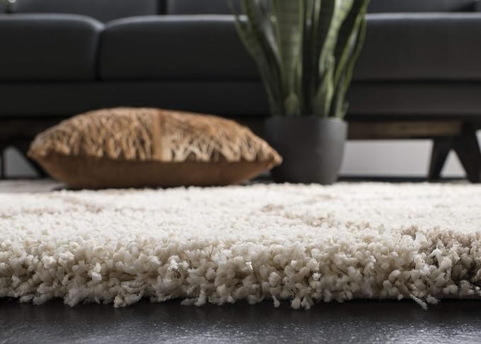 SAFAVIEH Hudson Shag Collection Accent Rug - 3' x 5', Ivory & Beige, Trellis Design, Non-Shedding & Easy Care, 2-inch Thick Ideal for High Traffic Areas in Entryway, Living Room, Bedroom (SGH280D)