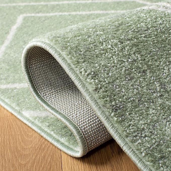 SAFAVIEH Adirondack Collection Accent Rug - 3' x 5', Sage & Ivory, Modern Geometric Design, Non-Shedding & Easy Care, Ideal for High Traffic Areas in Entryway, Living Room, Bedroom (ADR241Y)