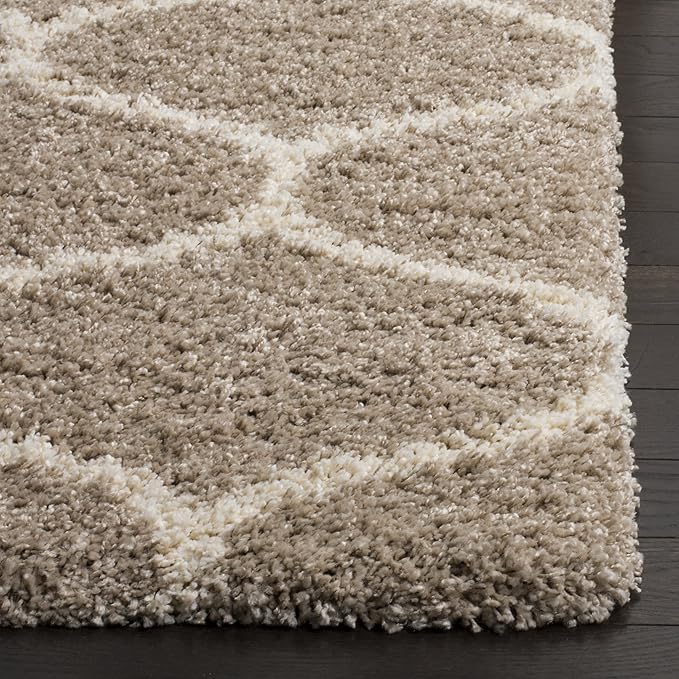 SAFAVIEH Hudson Shag Collection Accent Rug - 4' x 6', Beige & Ivory, Trellis Design, Non-Shedding & Easy Care, 2-inch Thick Ideal for High Traffic Areas in Entryway, Living Room, Bedroom (SGH280S)