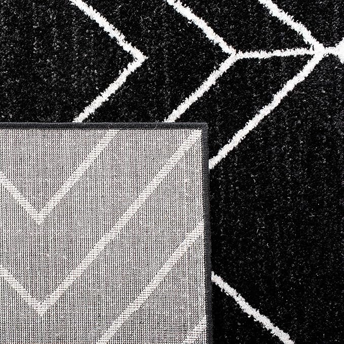 SAFAVIEH Adirondack Collection Runner Rug - 2'6" x 10', Black & Ivory, Modern Geometric Design, Non-Shedding & Easy Care, Ideal for High Traffic Areas in Living Room, Bedroom (ADR241Z)