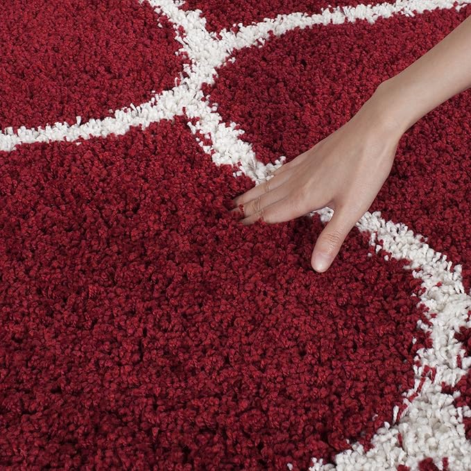 SAFAVIEH Hudson Shag Collection Runner Rug - 2'3" x 6', Red & Ivory, Moroccan Ogee Trellis Design, Non-Shedding & Easy Care, 2-inch Thick Ideal for High Traffic Areas in Living Room, Bedroom (SGH280R)